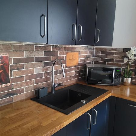 Frida'S House Apartment Bievres Bagian luar foto